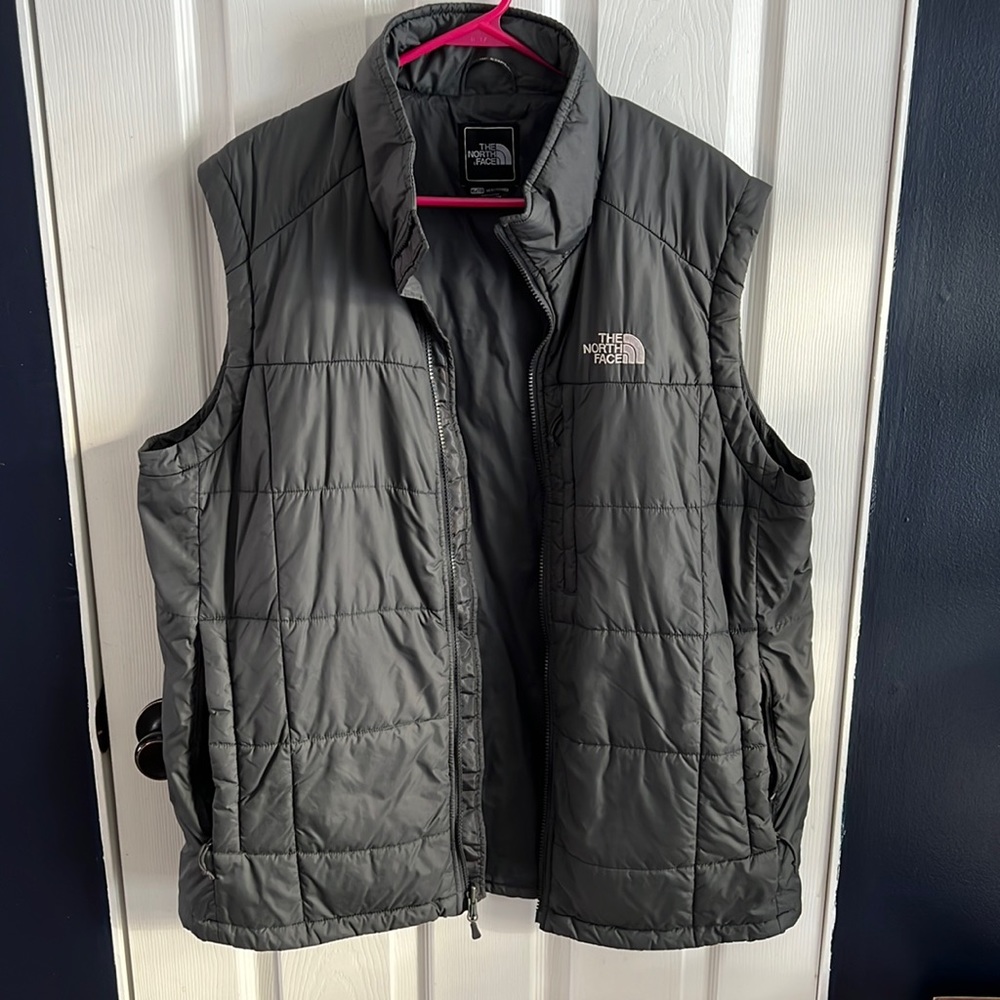 Men’s North Face Vest